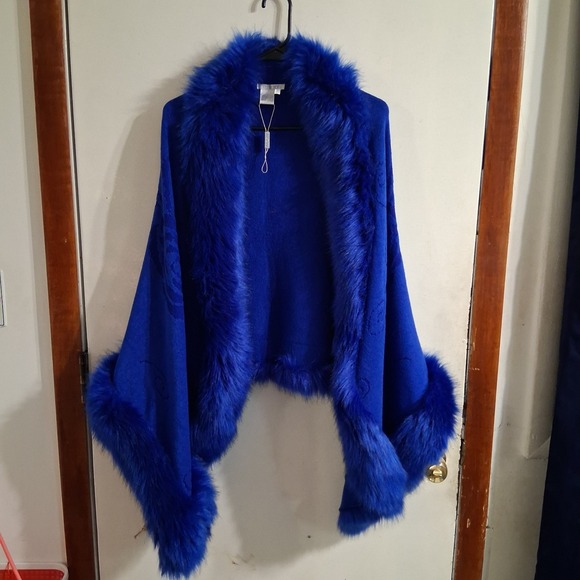 Luxe Faux Fur Cobalt Blue Cape Poncho Pristine Glam Tose Imprint OSFM NWT